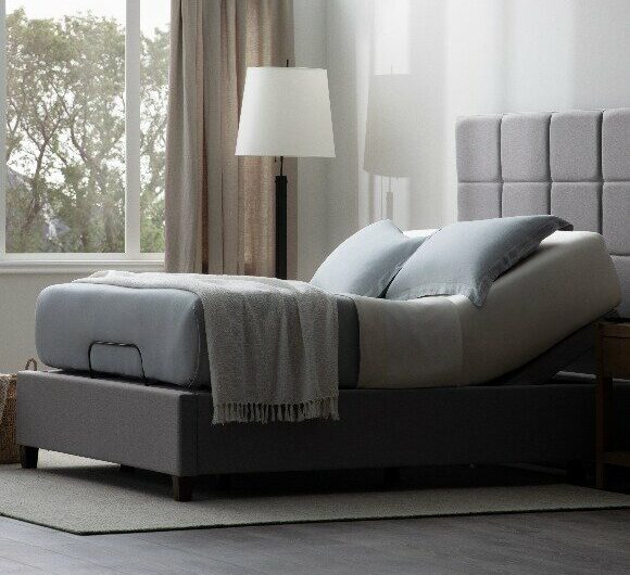 Malouf shows new adjustable bases at Las Vegas Market