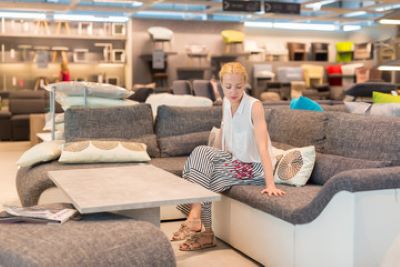 Furniture retailers step up promotions to move product
