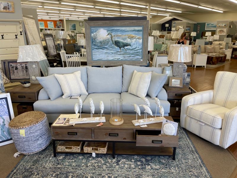 Daniels furniture store store near me