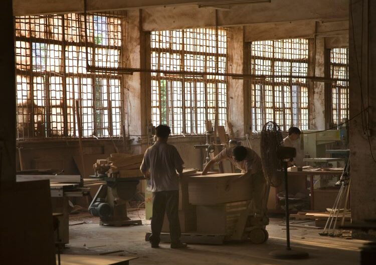 Should US furniture manufacturers return to China?