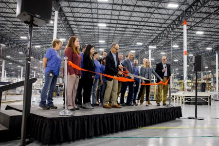 Serta Simmons Bedding opens 500,000-square-foot plant in Wisconsin