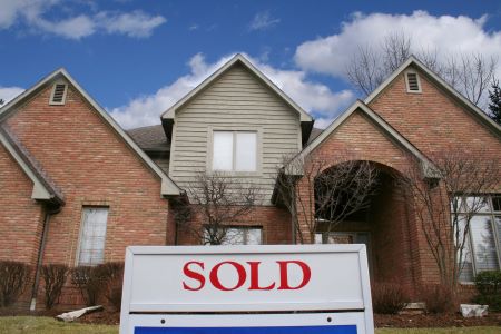 Existing home sales fall 3.7% in March