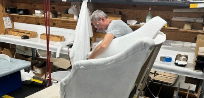 Smith Leonard: Furniture orders up 3% and shipments flat from April 2025