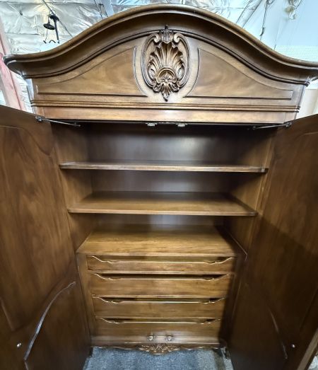 Smart storage continues to elevate the bedroom category